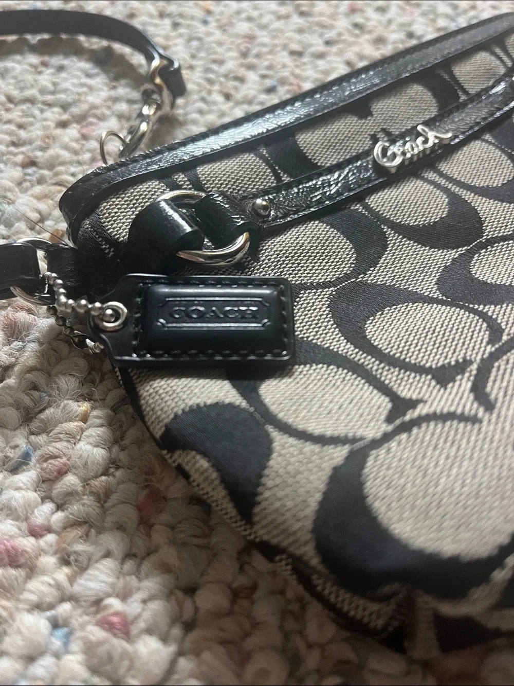 Coach Black and Cream Signature Jacquard Wristlet - Picture 3 of 6